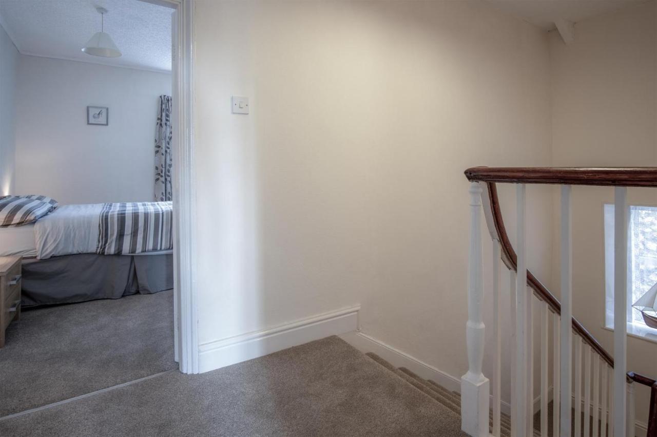Dragons Den - 2 Bedroom Apartment - เท็นบี ภายนอก รูปภาพ